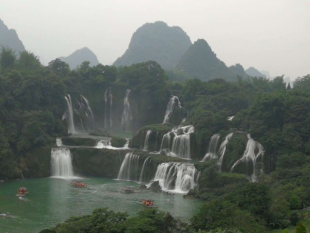 德天跨国瀑布景区