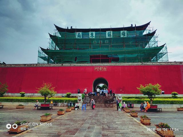 "建水古城，不需要门票，古城中有停车场，五元不限时_建水古城"的评论图片