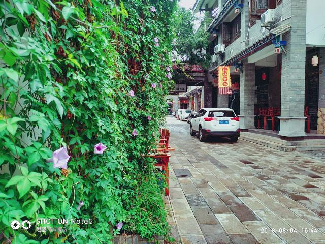 "建水古城，不需要门票，古城中有停车场，五元不限时_建水古城"的评论图片