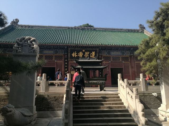 "戒台寺是北京地区最有名的寺庙之一，其历史非常悠久，已有一千五百多年的历史，其历史比北京城的历史..._戒台寺"的评论图片
