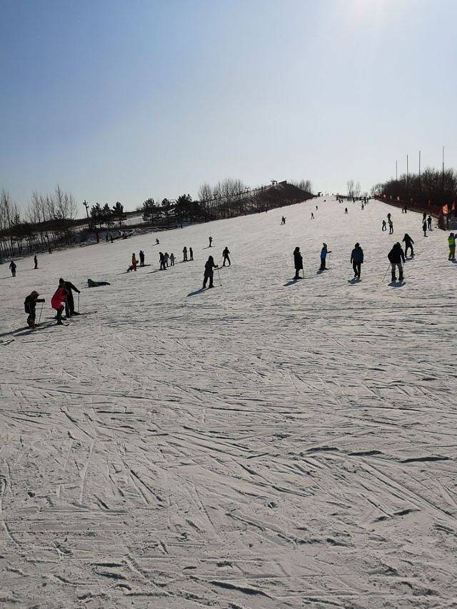 名都滑雪场