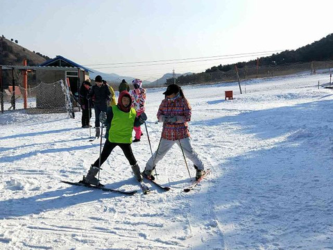 雪世界滑雪场旅游景点图片