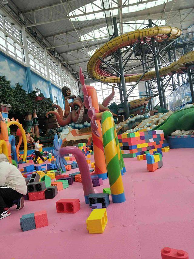 蚌埠热浪岛室内水公园