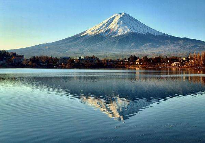 "因为能看到整个富士山倒映在湖面上的“逆富士”胜景，我还是蛮期待的_西峡恐龙遗迹园"的评论图片