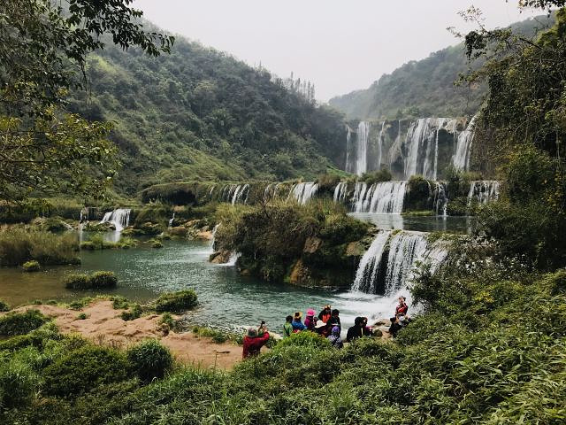 "整个景区从上往下走，一点也不累，游玩时间三个小时足矣_九龙瀑布群"的评论图片