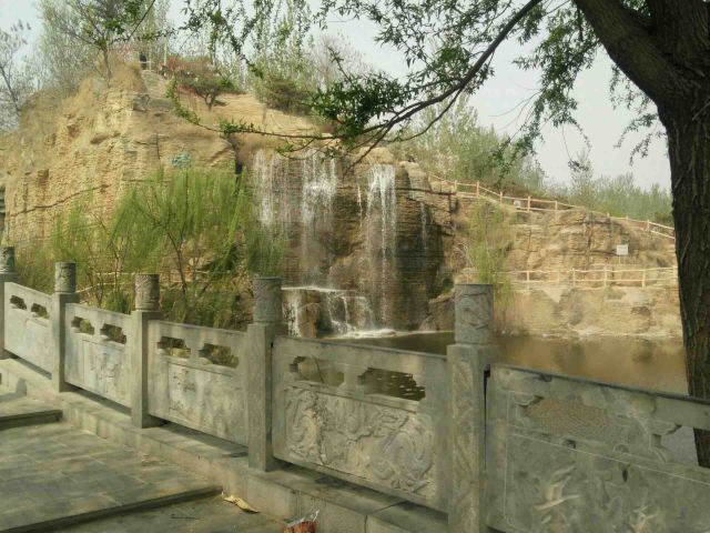 羊山古镇军事旅游区