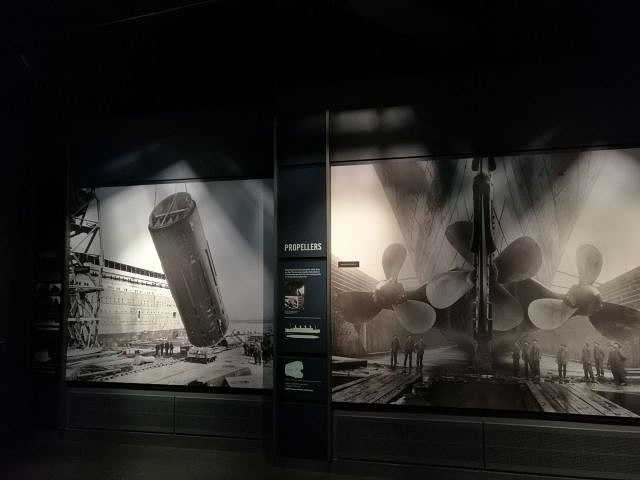 "五层高的展馆图文声光电动巨幕3D全部都有，有中文语音讲解器，今年淡季时门票已含_泰坦尼克号纪念馆"的评论图片