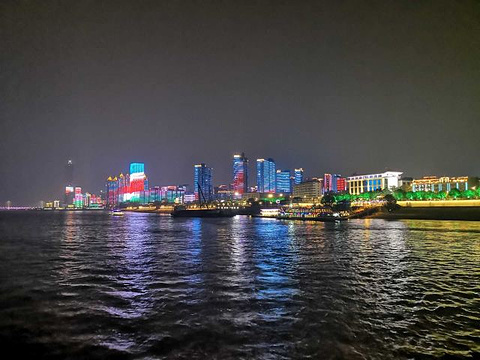 武汉文旅集团·红巷码头(夜游长江)旅游景点攻略图