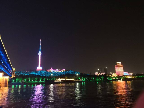 武汉文旅集团·红巷码头(夜游长江)旅游景点攻略图