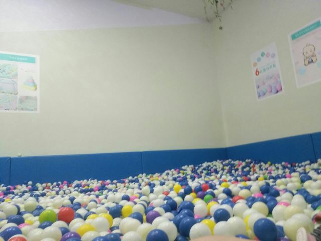 诺亚8号温泉水汇