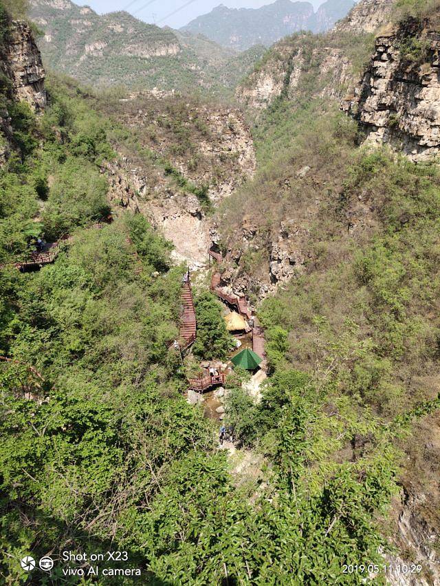 大平台龙居瀑布旅游区