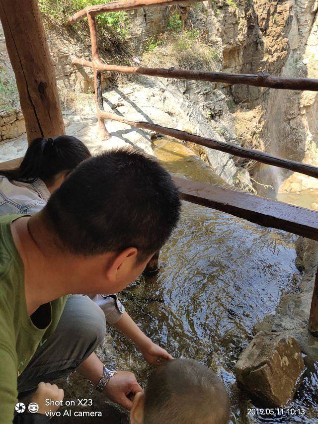 大平台龙居瀑布旅游区