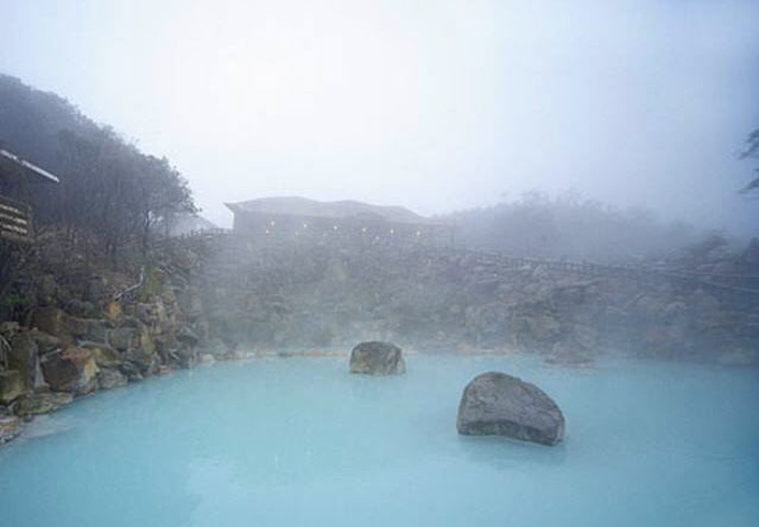 "这里的温泉真的是建议冬天，很有味道的，就像日本的温泉的感觉。游玩一天放松一下是再好不过的感觉了_吉林森工仙人桥温泉"的评论图片