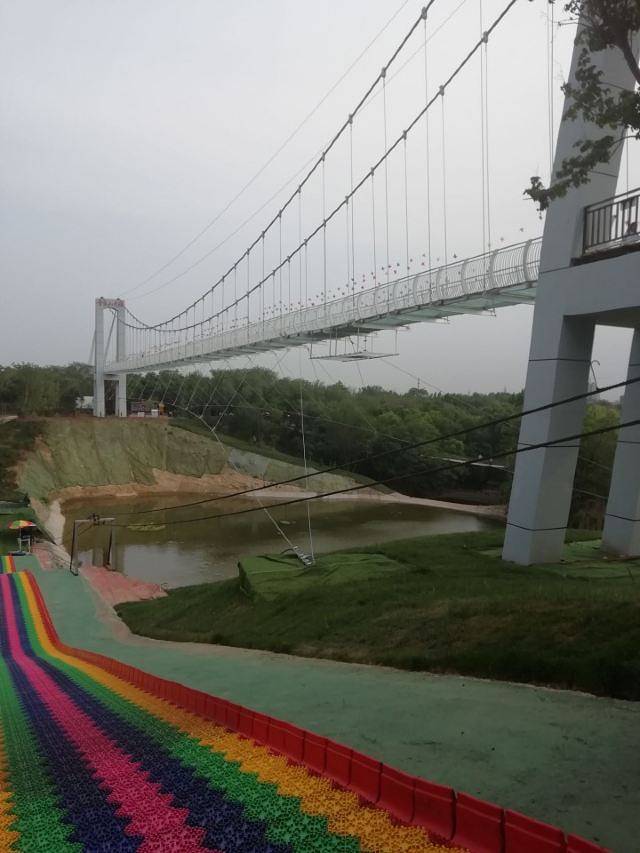 山东安丘青云山民俗游乐园