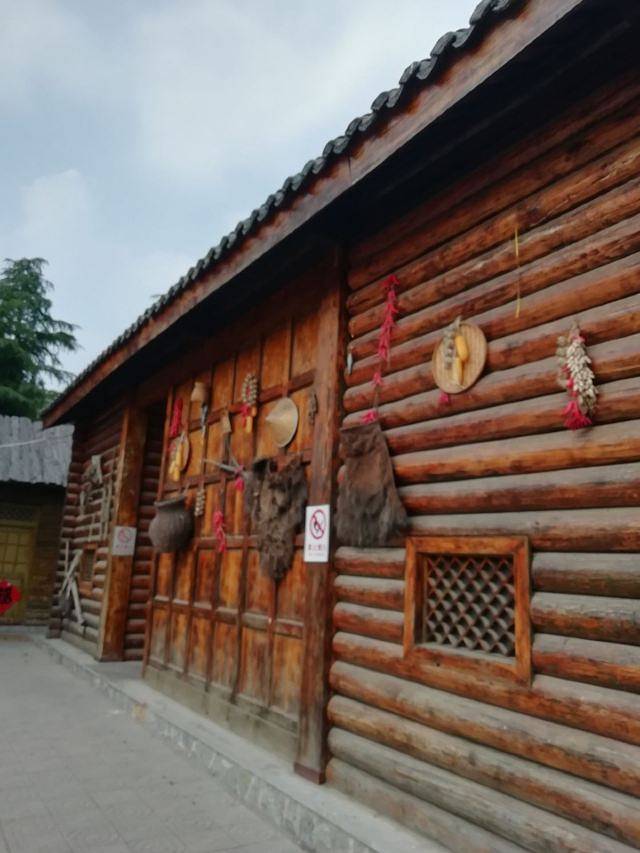 山东安丘青云山民俗游乐园