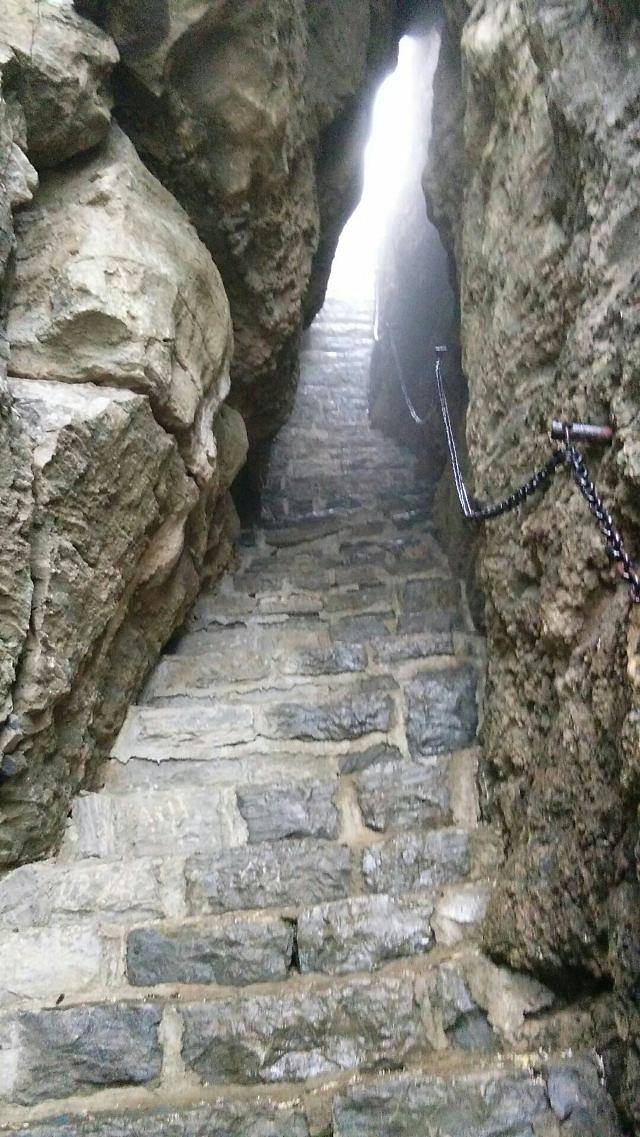 龟山望龙洞风景区