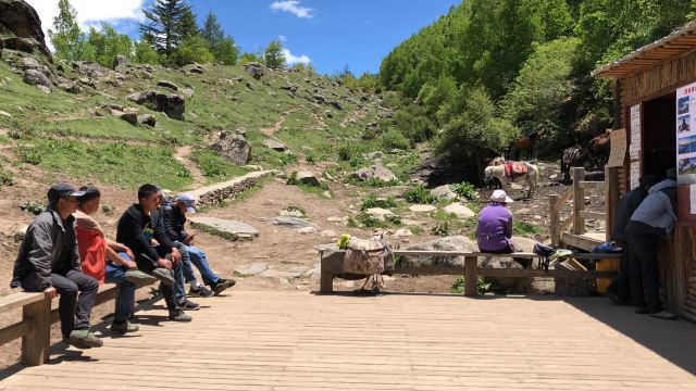 四姑娘山海子沟风景区