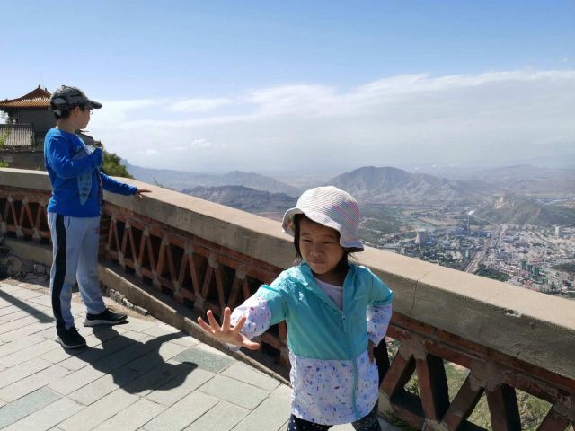 鸡鸣山旅游风景区