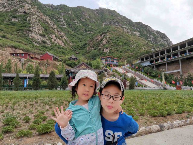 鸡鸣山旅游风景区