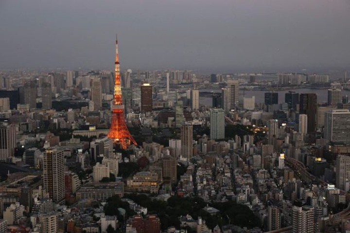 "但是远远的看东京塔还是很美的虽然没有看到全亮的东京塔_森大厦"的评论图片