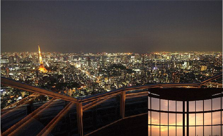 "这里是东京夜景第一首选，如果晚上8点前还可以加价看户外的风景，没有隔着玻璃墙，这里可以很近看到..._森大厦"的评论图片