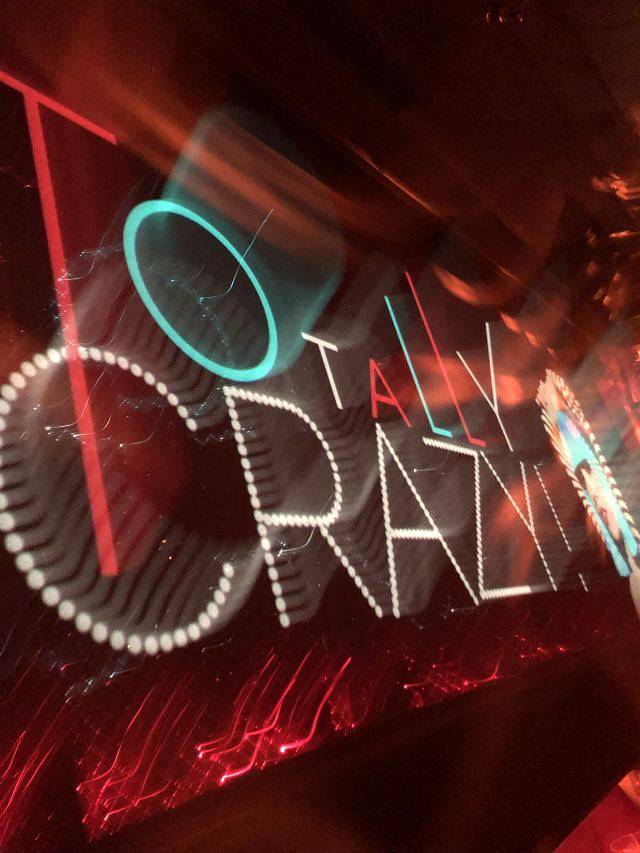 疯马夜总会《疯马秀》演出