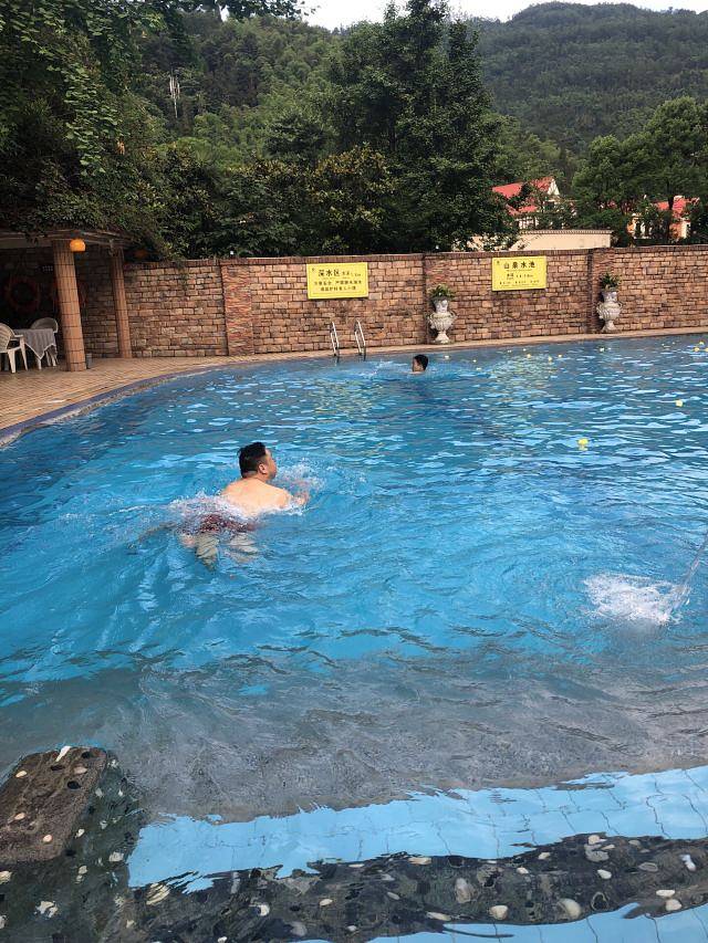 花水湾第一村温泉