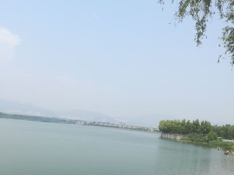 青龙湖公园旅游景点图片