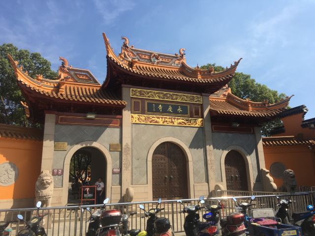 凤凰山景区恬庄古街