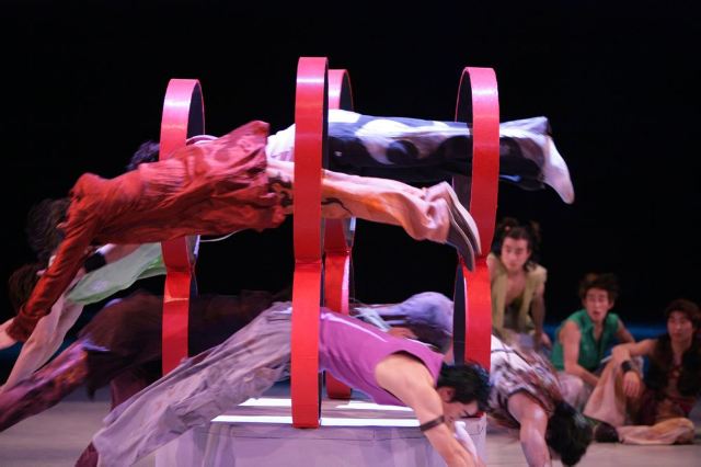 《ERA—时空之旅》多媒体梦幻剧演出