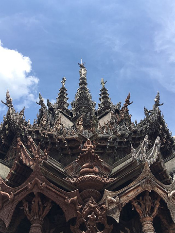 "第三次泰国行的最爱景点_真理寺"的评论图片