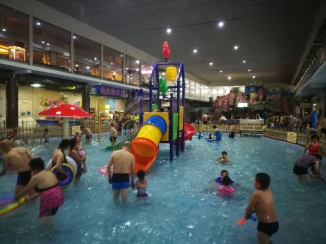 兴芮温泉度假区