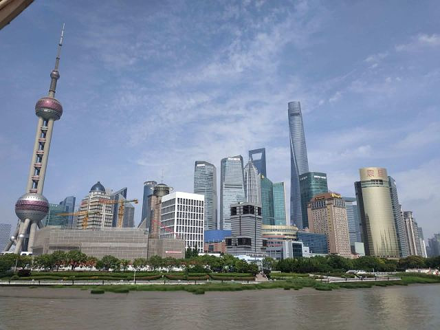 2023强生浦江游览玩乐攻略,站在船上看风景果然不一样,.