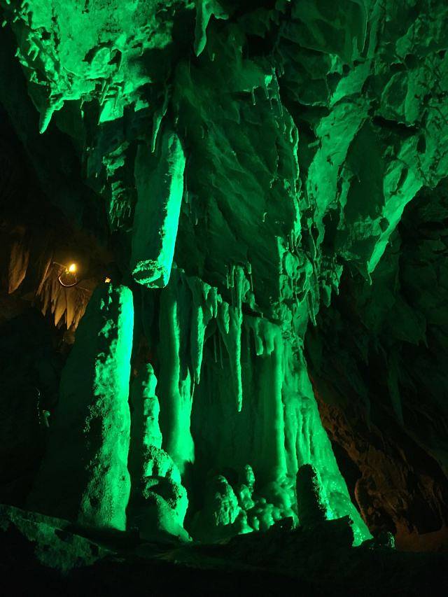 京东大溶洞景区
