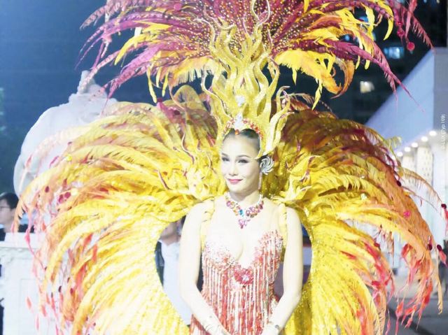 罗马金歌舞剧场人妖秀