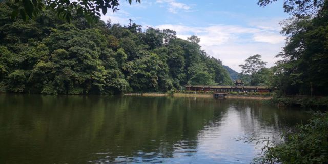 四姑娘山海子沟风景区