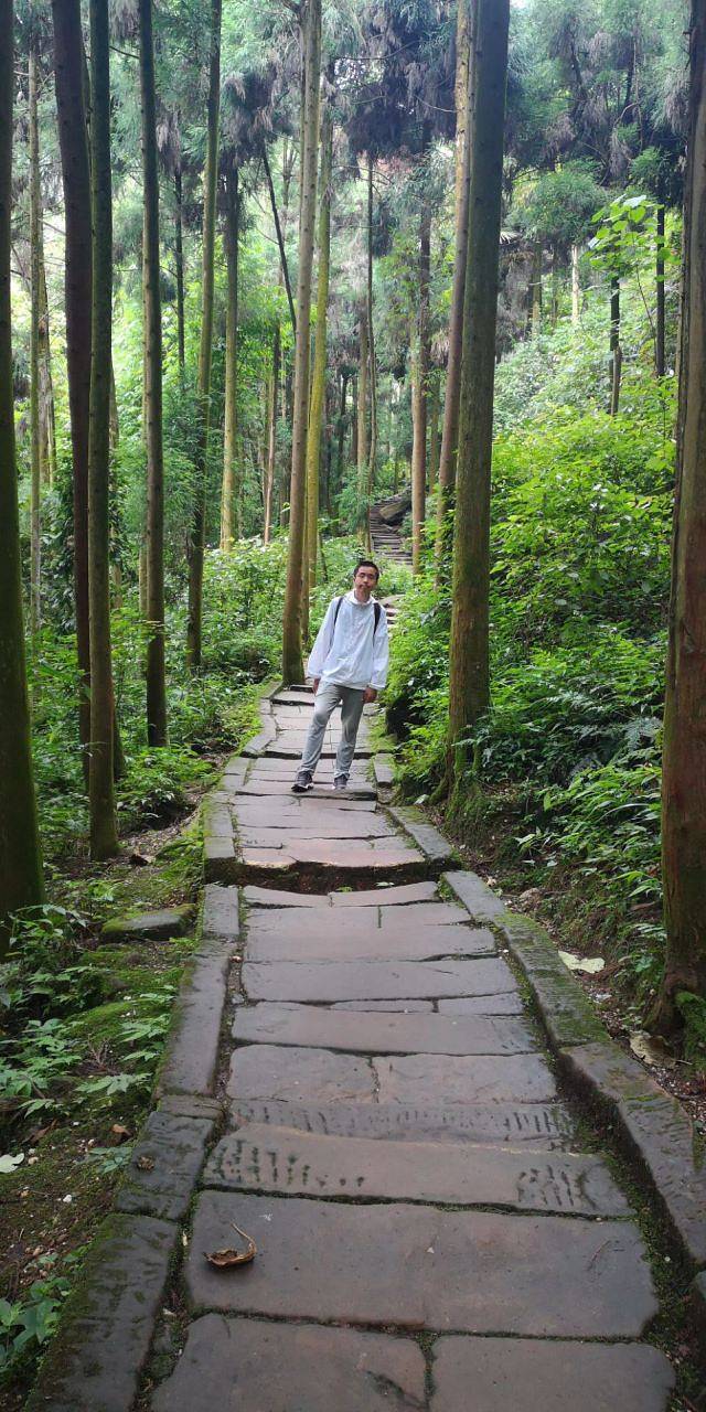 四姑娘山海子沟风景区