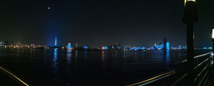 武汉文旅集团·红巷码头(夜游长江)旅游景点图片