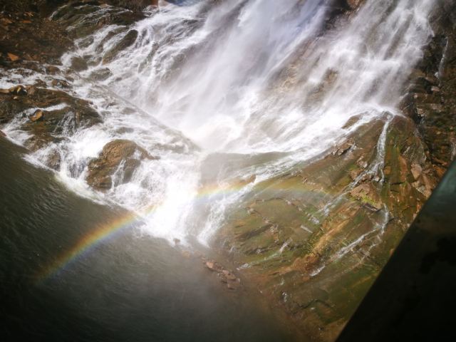 大别山彩虹瀑布