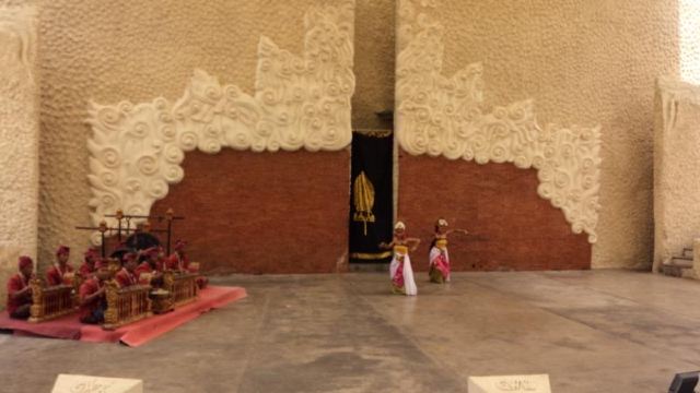 神鹰广场文化公园