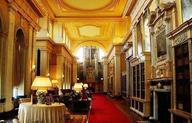 丘吉尔诞生地布莱尼姆宫