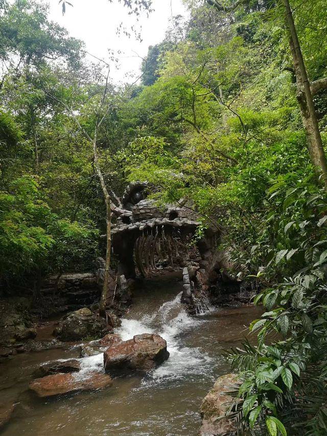 桂林红溪大峡谷