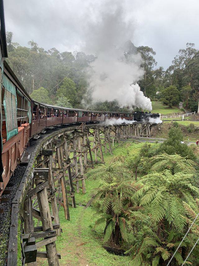 普芬比利蒸汽小火车