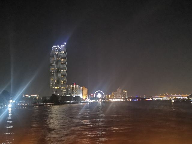 昭披耶号夜游湄南河