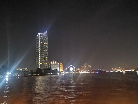 昭披耶号夜游湄南河旅游景点图片