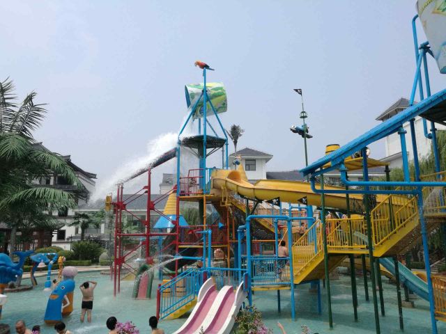 智圣汤泉旅游度假村