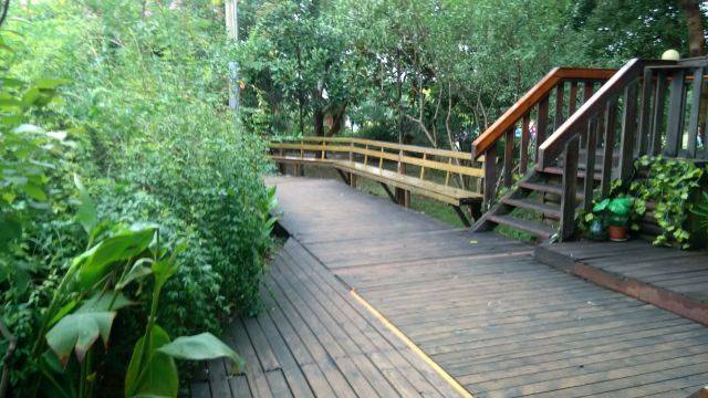 苏州太湖牛仔风情度假村