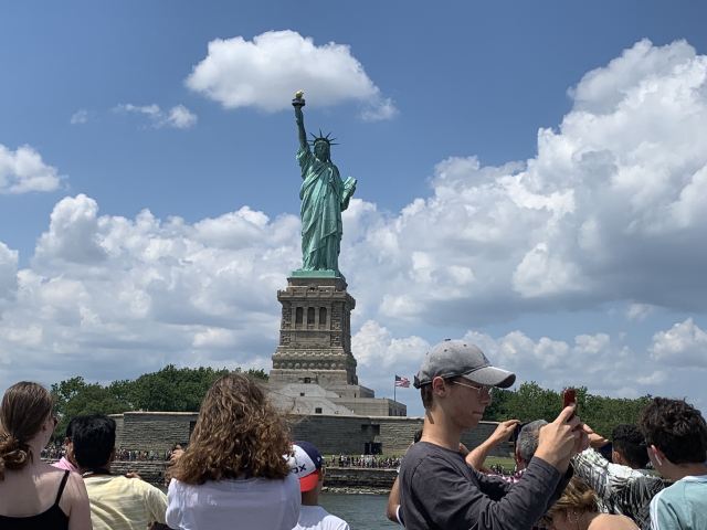 自由女神上岛游船