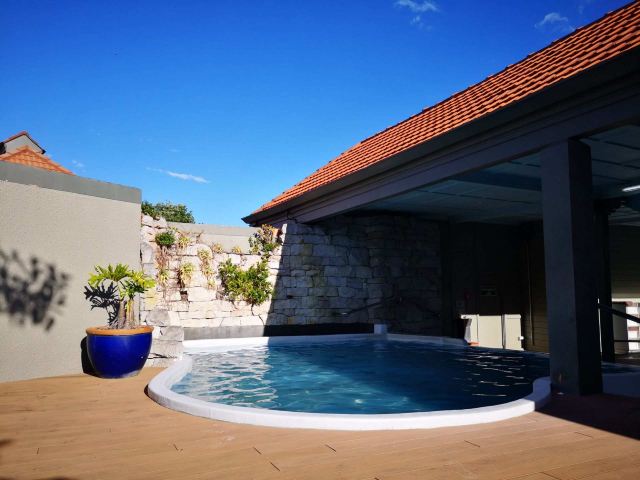 怀·欧·塔普地热仙境